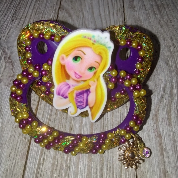 Adult Pacifier - Picture 6 of 8